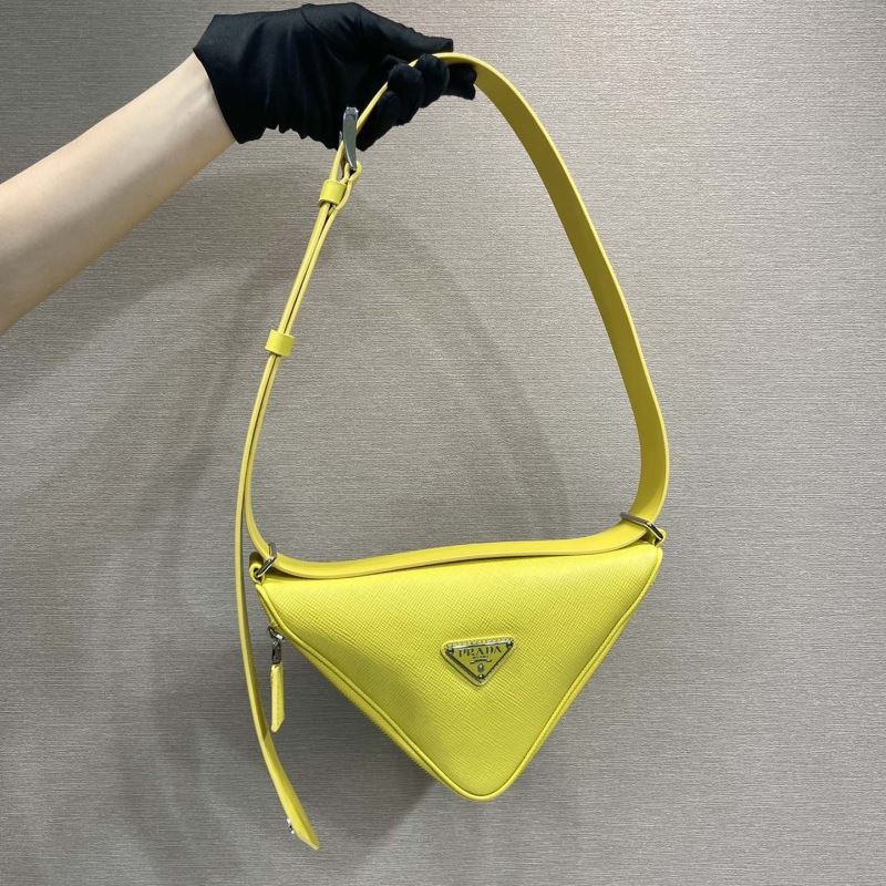 Pra*a triangle pouch